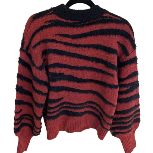 See U Soon Crewneck Tiger Print Eyelash Drop Shoulder Balloon Sleeve … - Picture 2 of 10